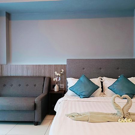 Owl Nest Suite' At Aeropod Sovo โกตาคินาบาลู ภายนอก รูปภาพ