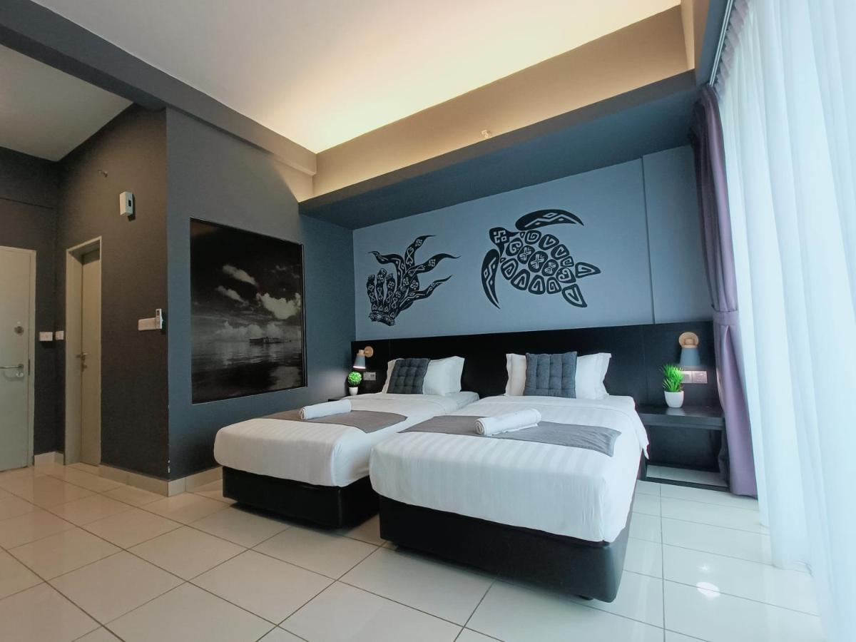 Owl Nest Suite' At Aeropod Sovo โกตาคินาบาลู ภายนอก รูปภาพ