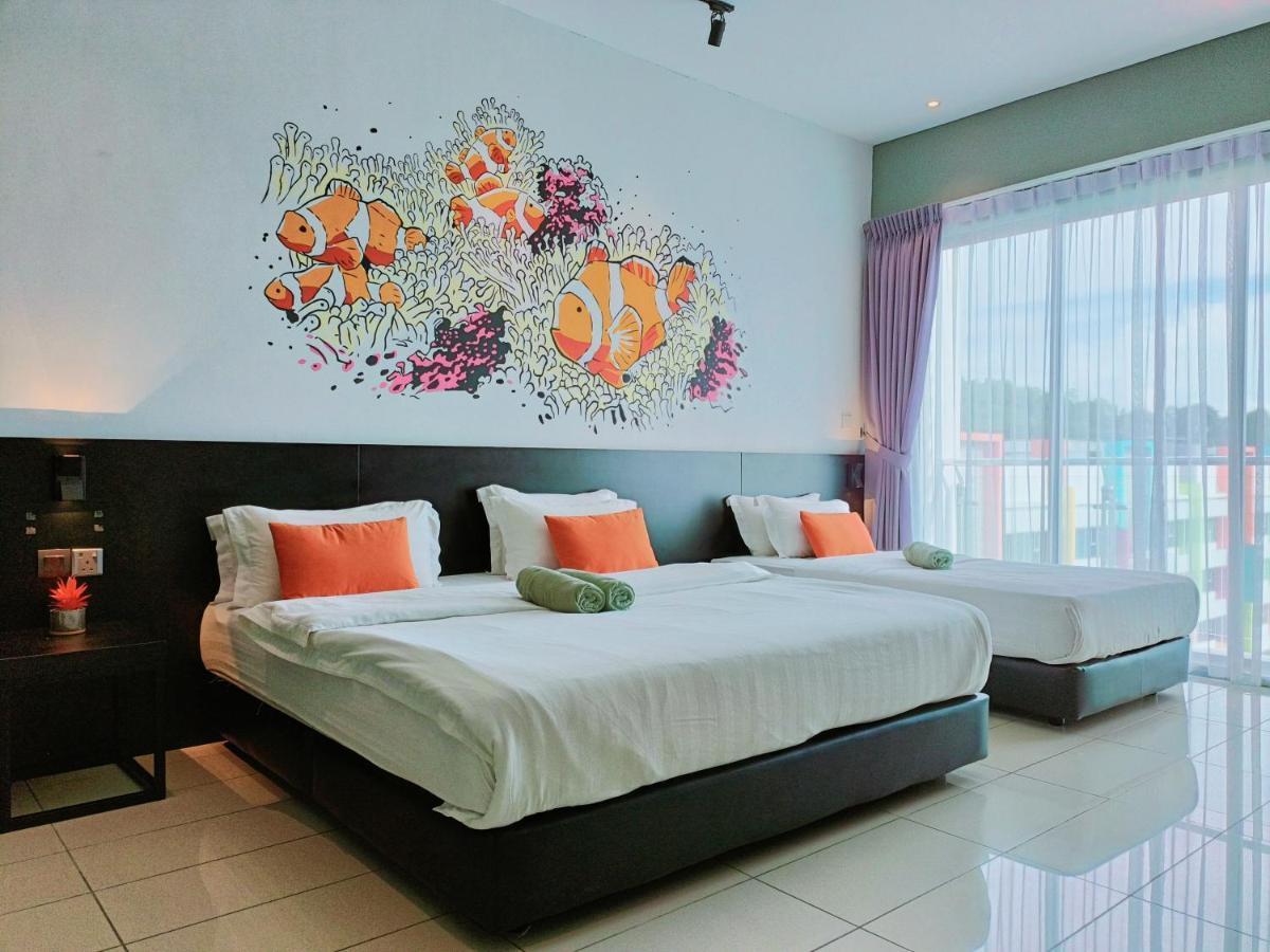Owl Nest Suite' At Aeropod Sovo โกตาคินาบาลู ภายนอก รูปภาพ